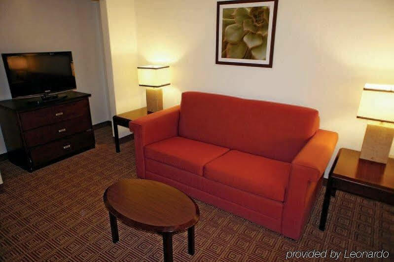 La Quinta By Wyndham Lakeland East Экстерьер фото